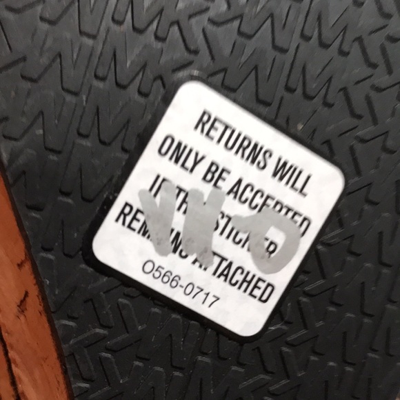 New! Michael kors patent leather cork wedge with logo on the side - Picture 7 of 7